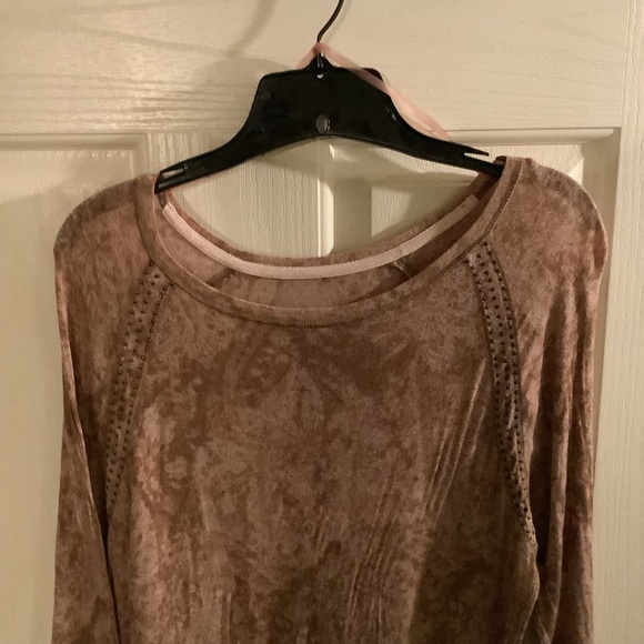 Nine West Vintqge America Brand, long sleeved shirt, size petite medium. - Picture 3 of 10